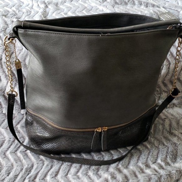 Dream Control Handbags - ❗SOLD❗Dream Control Vegan Leather Grey Shoulder